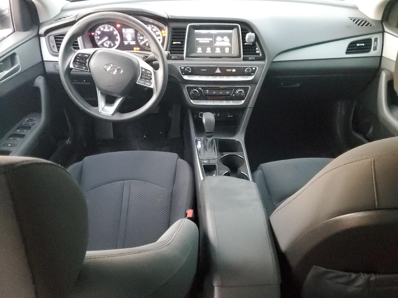 2019 Hyundai Sonata - Image 8