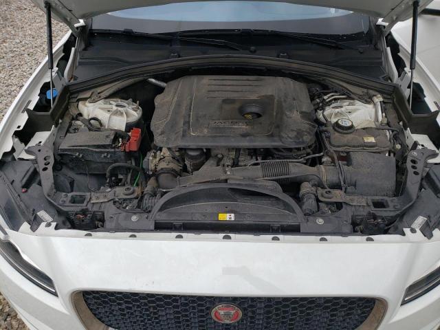 2017 JAGUAR F-PACE PRESTIGE