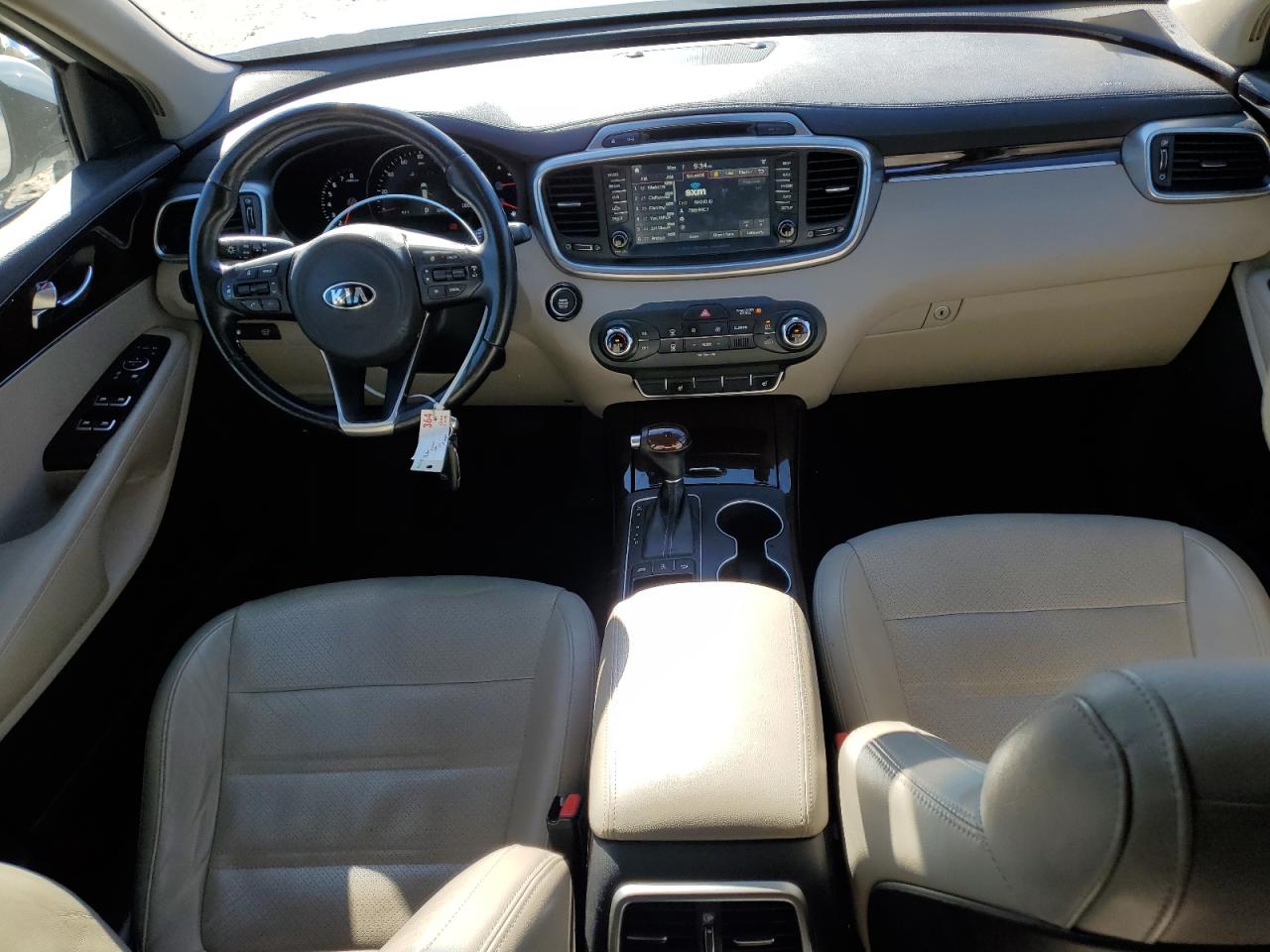 2016 Kia Sorento - Image 8
