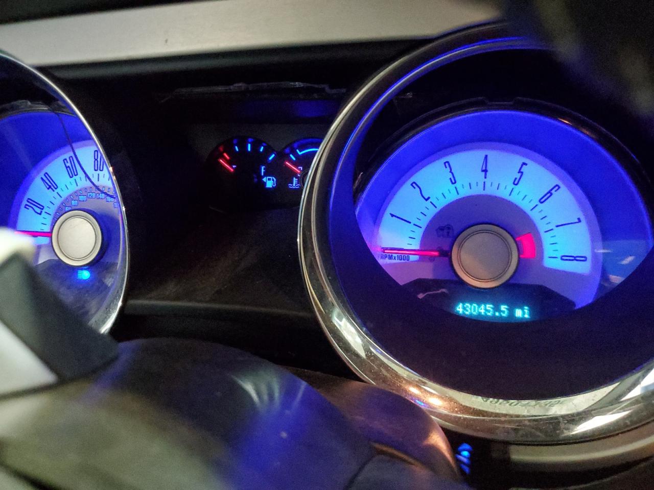 2012 Ford Mustang - Image 9