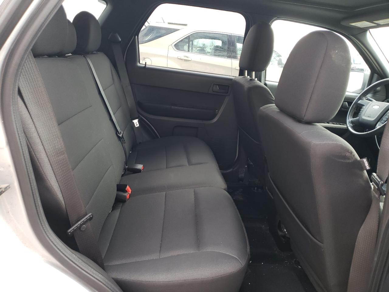 2012 Ford Escape - Image 11
