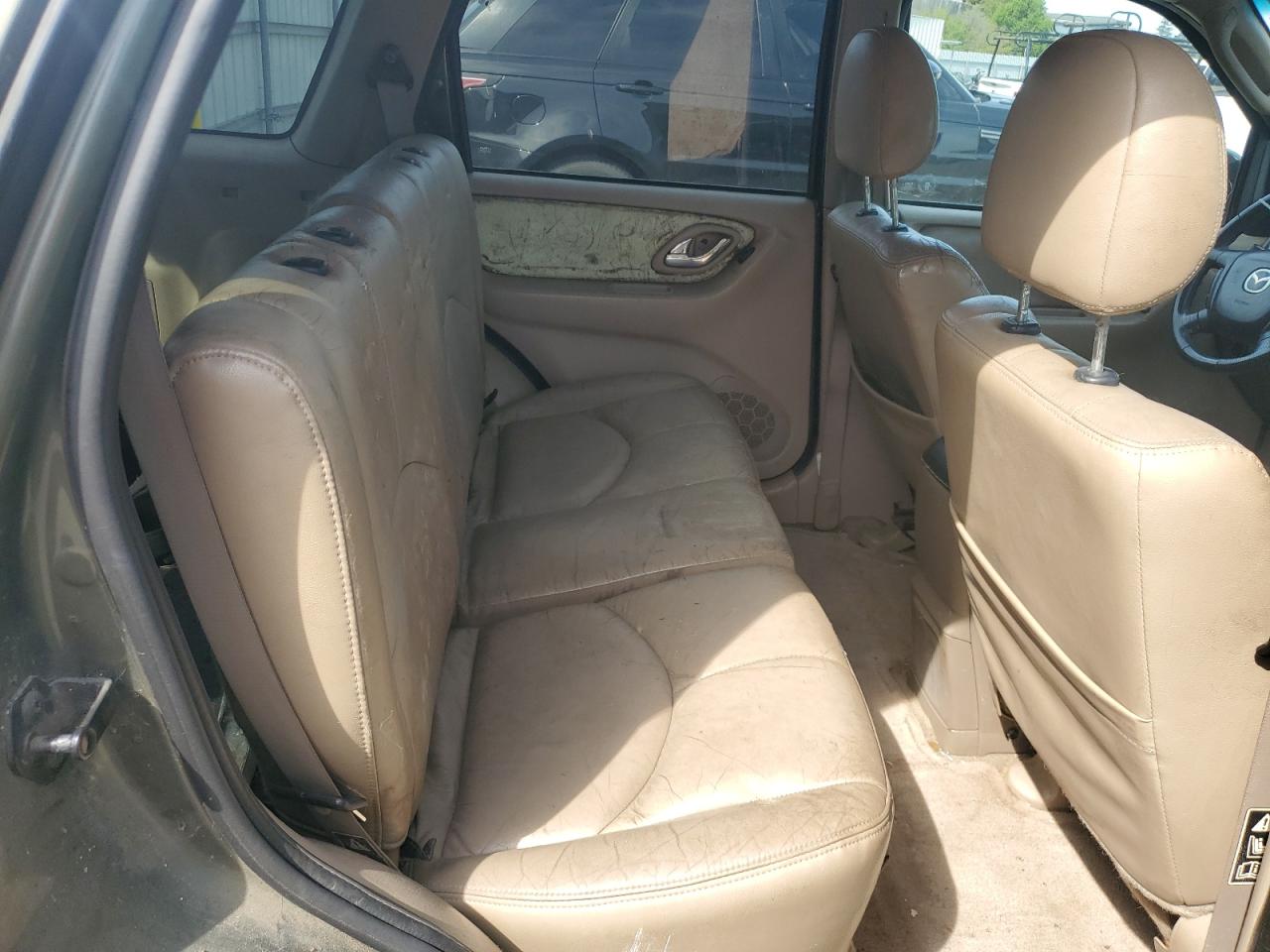 2002 Mazda Tribute - Image 11