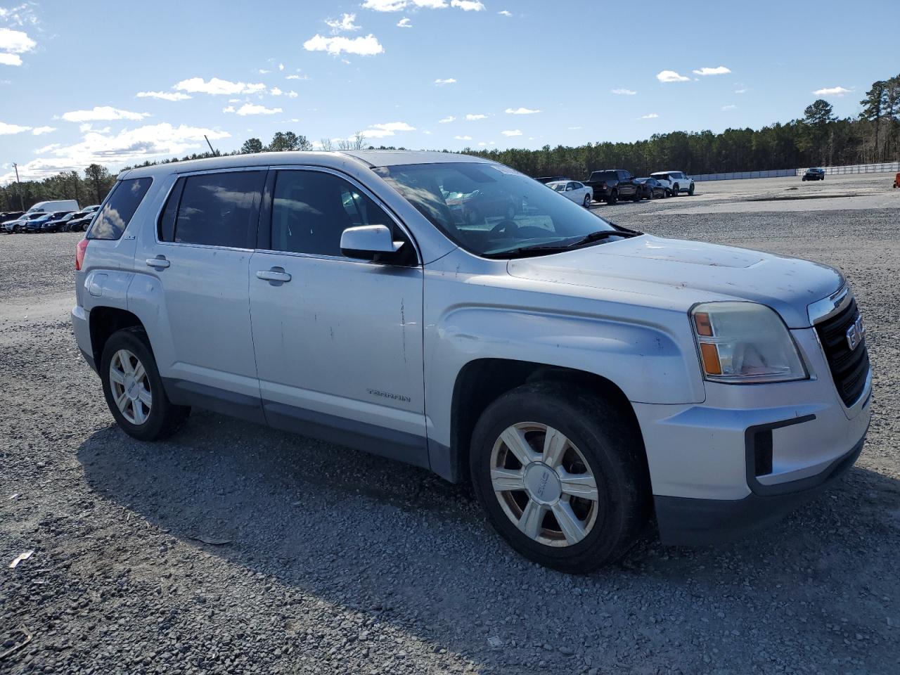 2016 GMC Terrain - Image 4