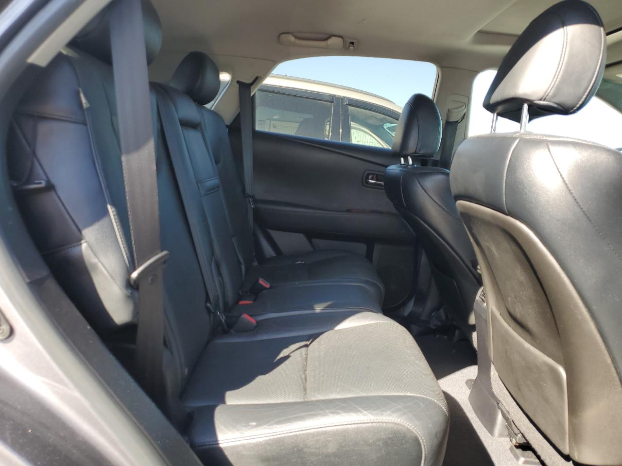 2012 Lexus RX - Image 11