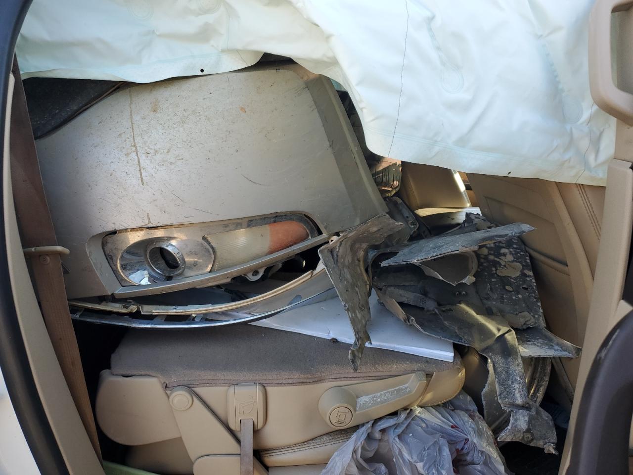 2011 Buick Enclave - Image 11