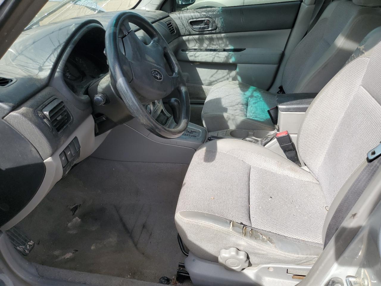 2004 Subaru Forester - Image 7