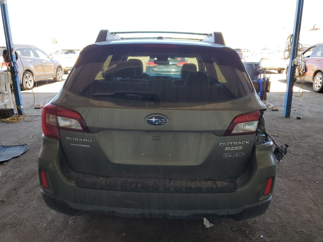 2015 Subaru Outback - Image 6