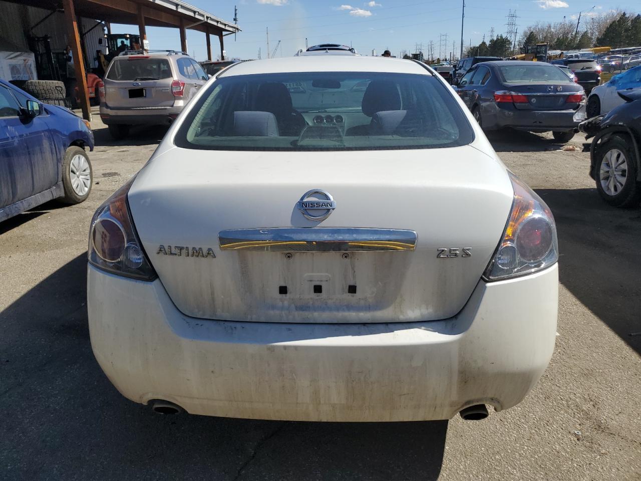 2011 Nissan Altima - Image 6