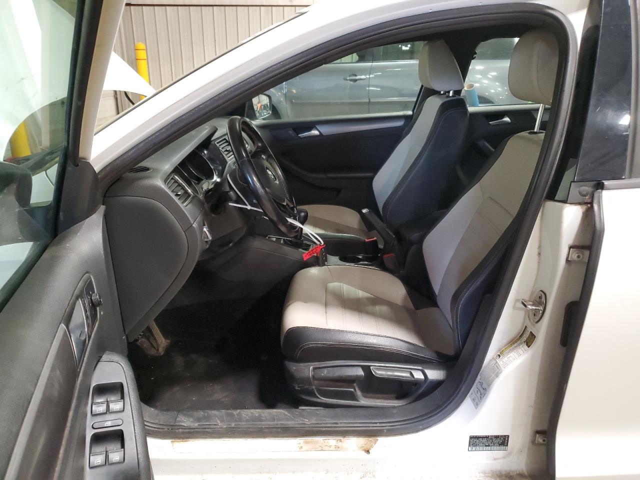 2016 Volkswagen Jetta Sport VIN: 3VWB17AJXGM388980 Lot: 47992625