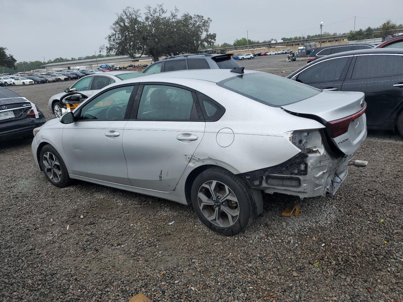 2019 Kia Forte - Image 2
