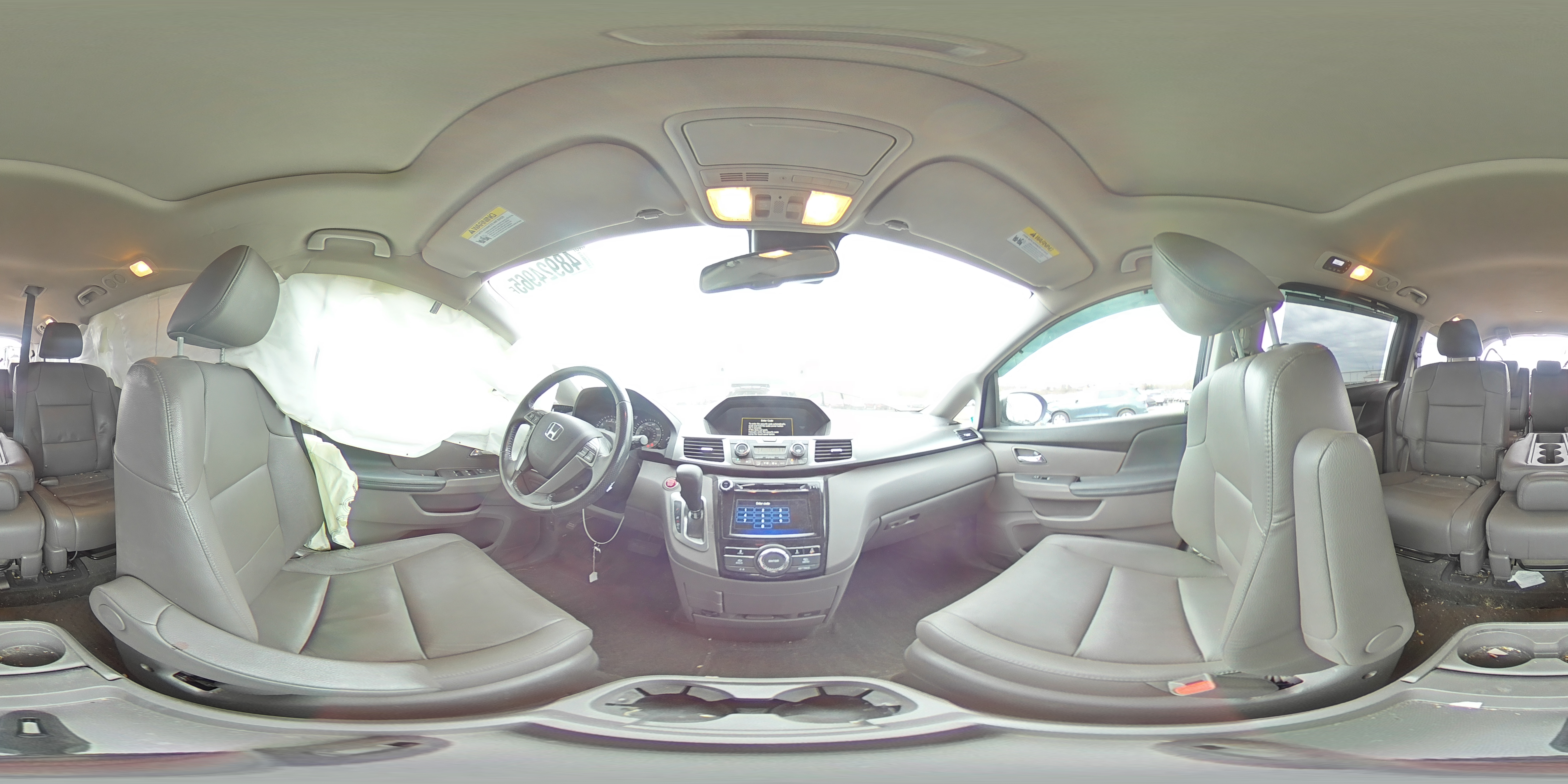 2017 Honda Odyssey - Image 14