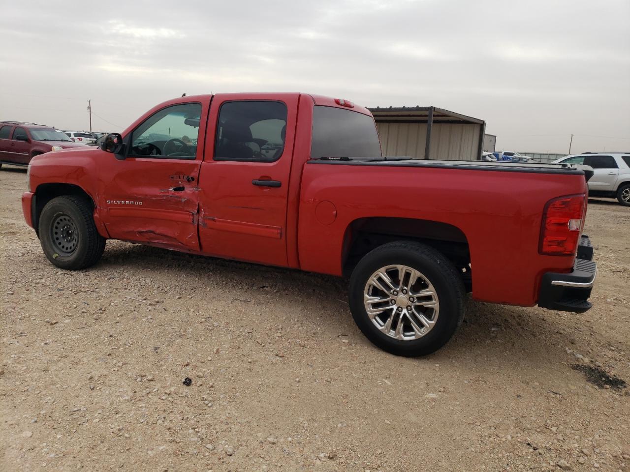 2009 Chevrolet Silverado - Image 2