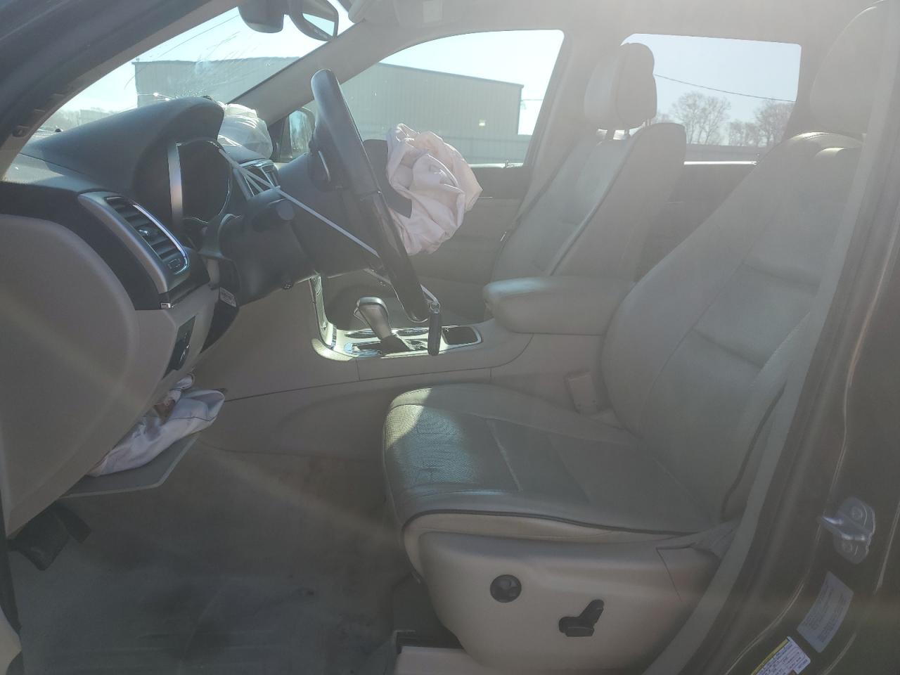 2017 Jeep Grand Cherokee - Image 7
