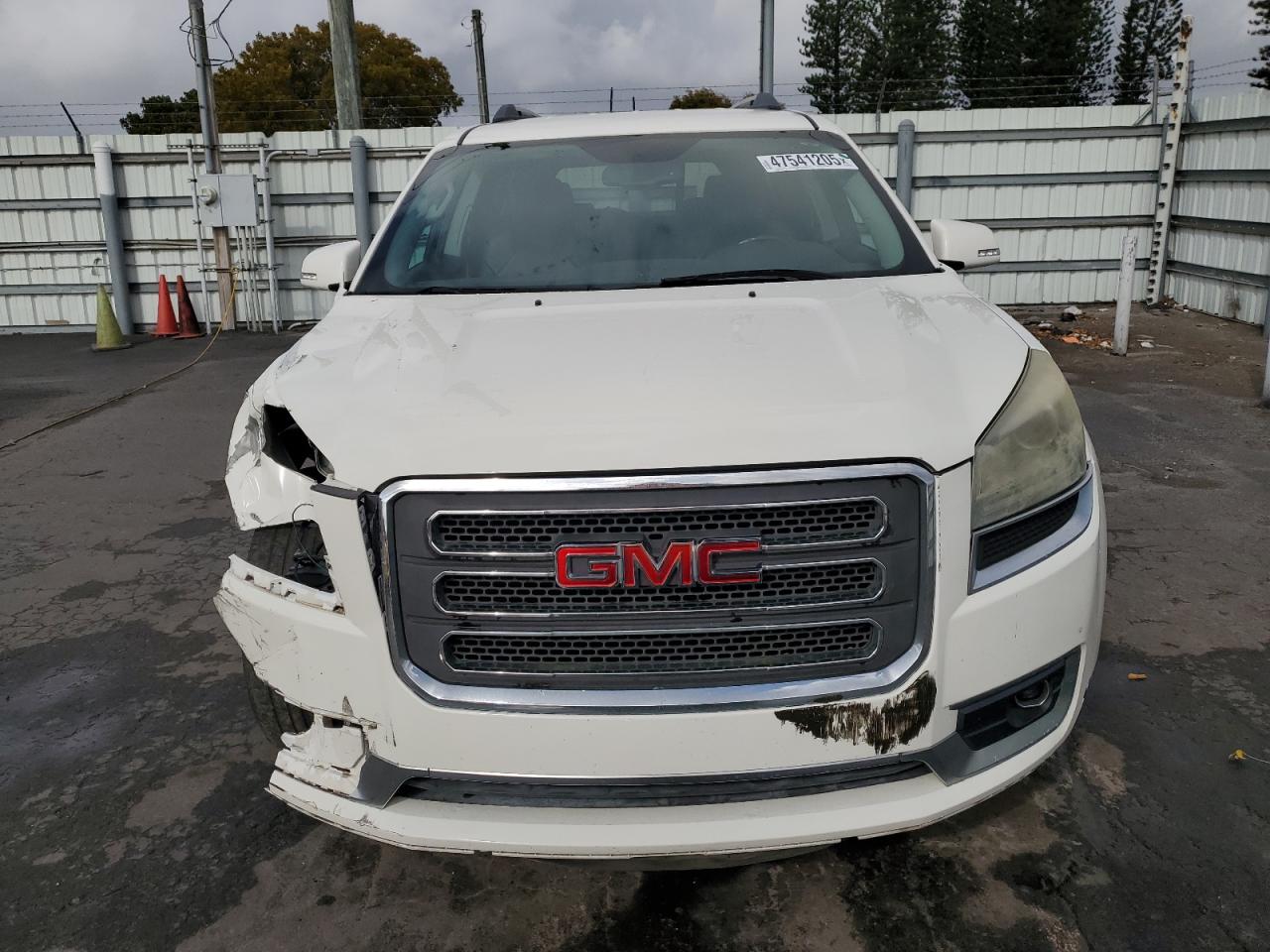 2014 GMC Acadia - Image 5