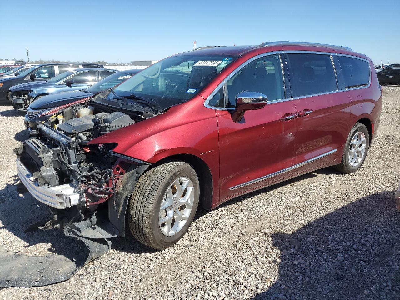 2018 Chrysler Pacifica - Image 1