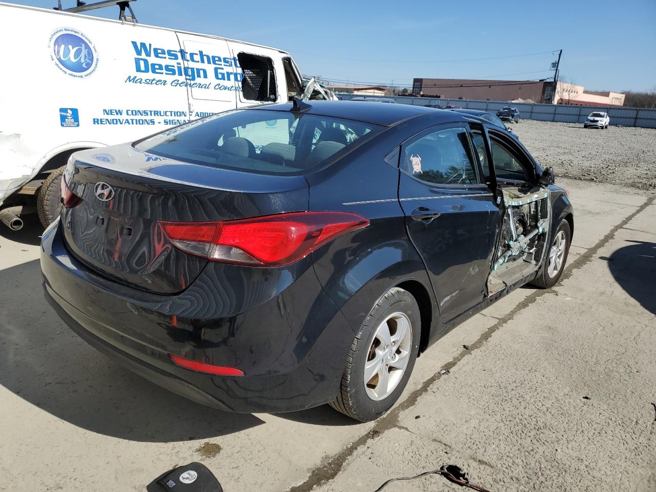 2014 Hyundai Elantra - Image 3