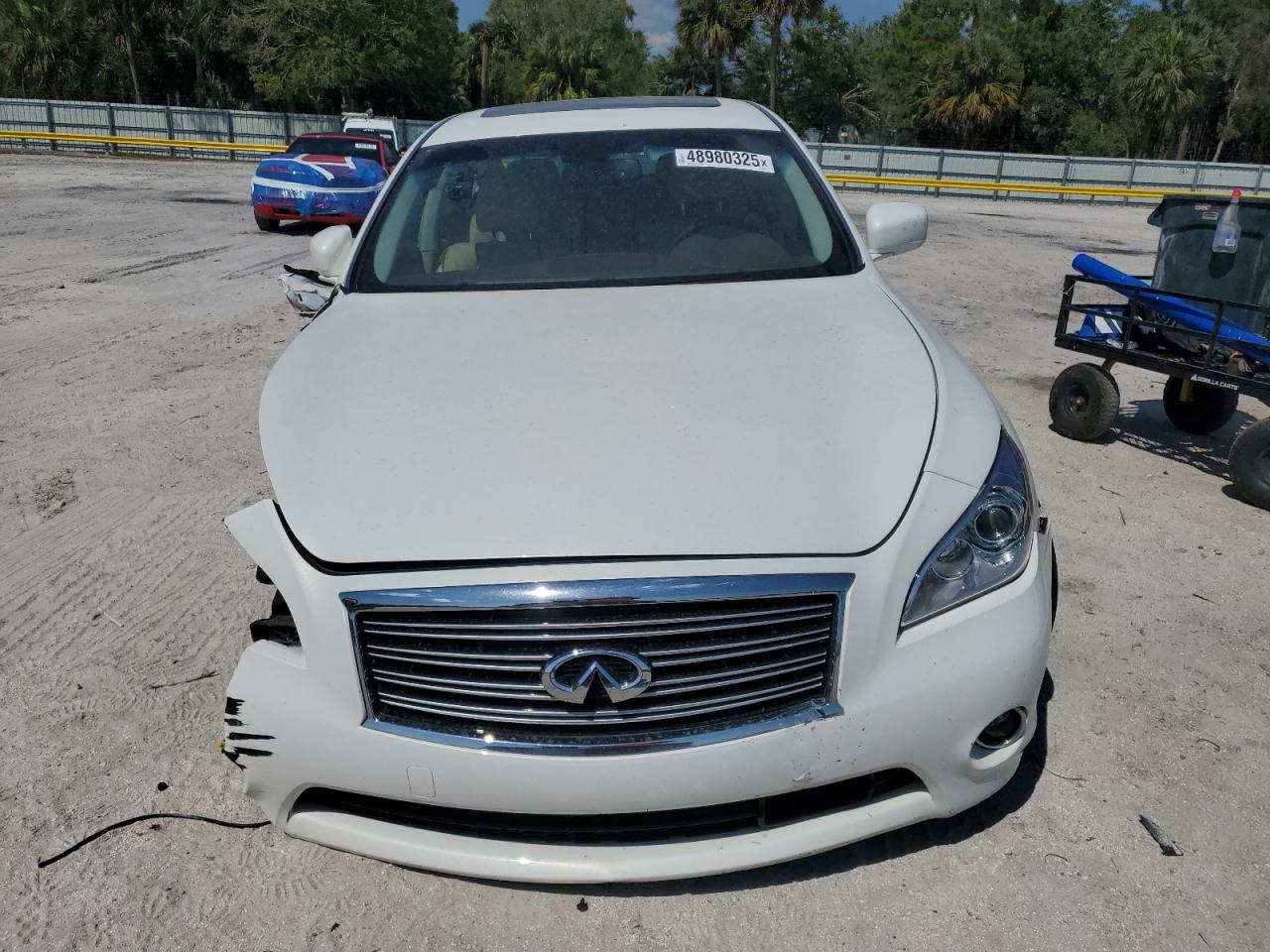 2012 Infiniti M - Image 5