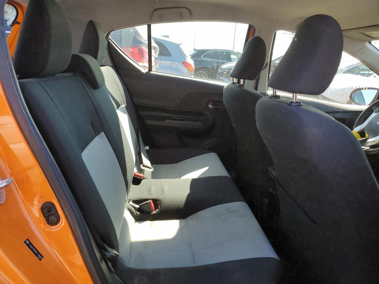 JTDKDTB34G1139459 2016 Toyota Prius C