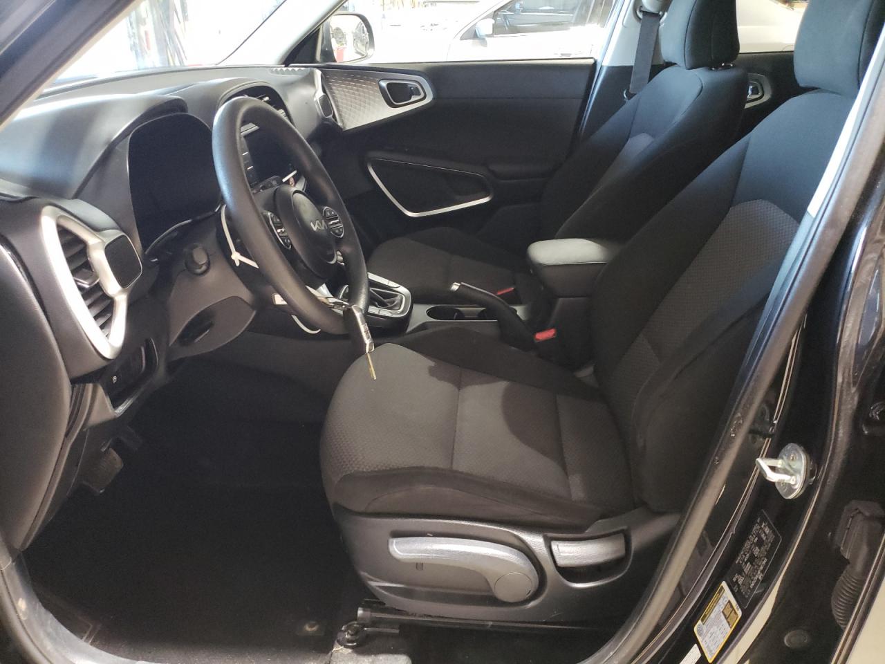 2023 Kia Soul - Image 7