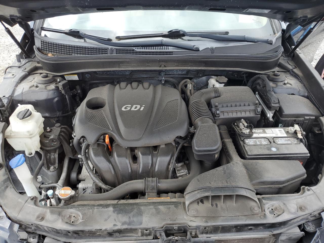 2012 Hyundai Sonata - Image 11
