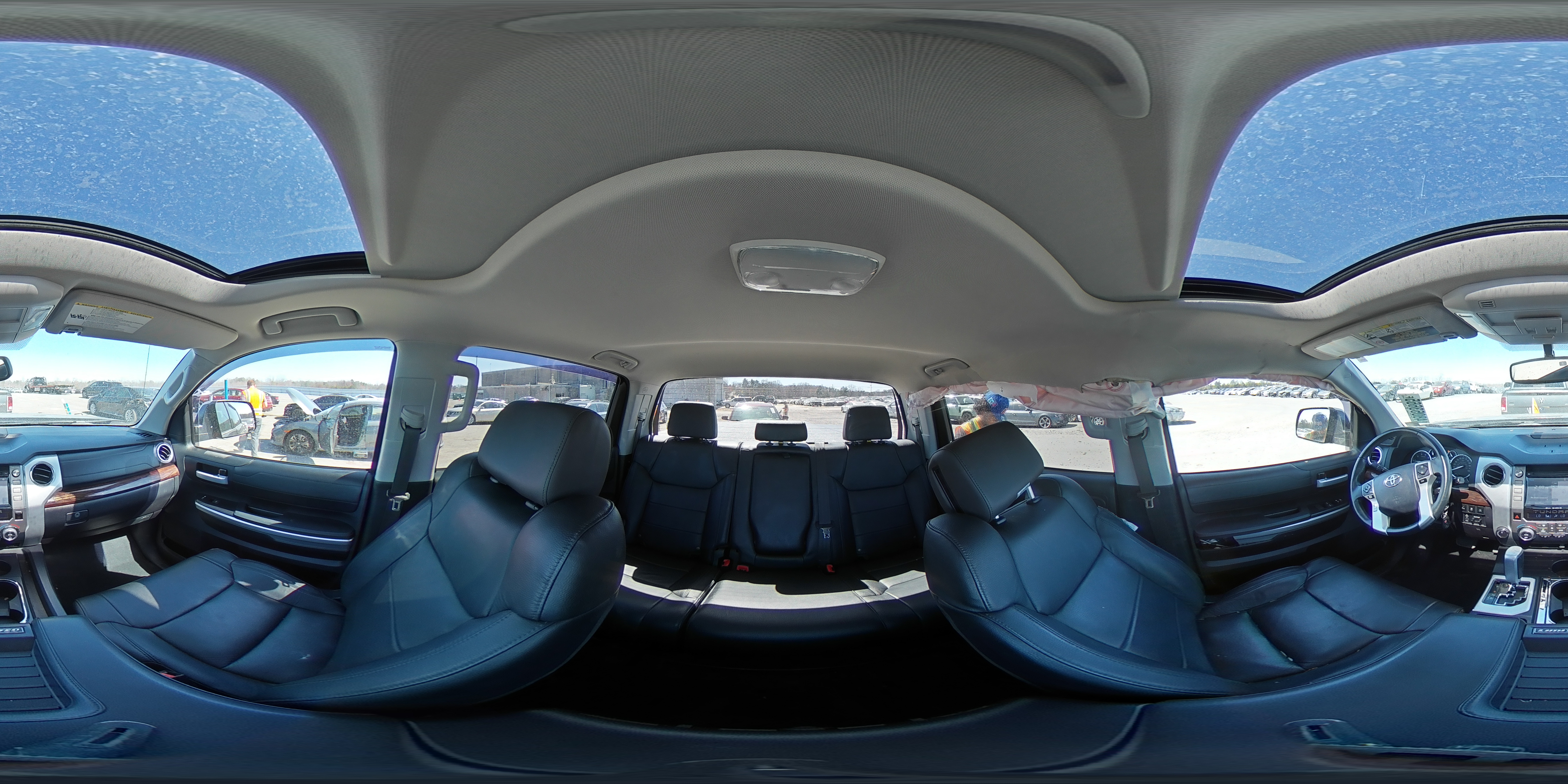 2017 Toyota Tundra - Image 12