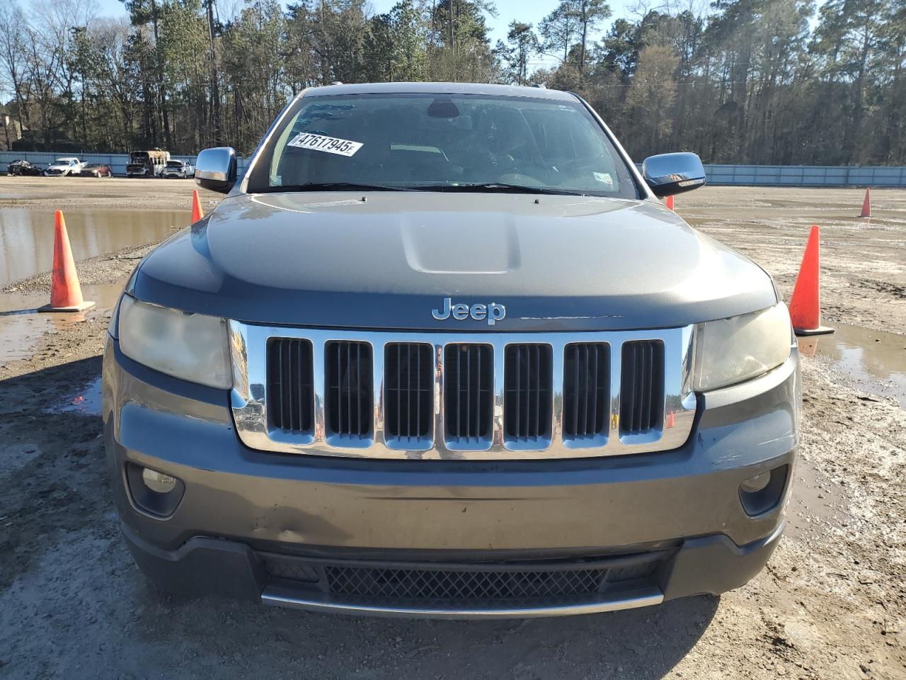 2013 Jeep Grand Cherokee - Image 5