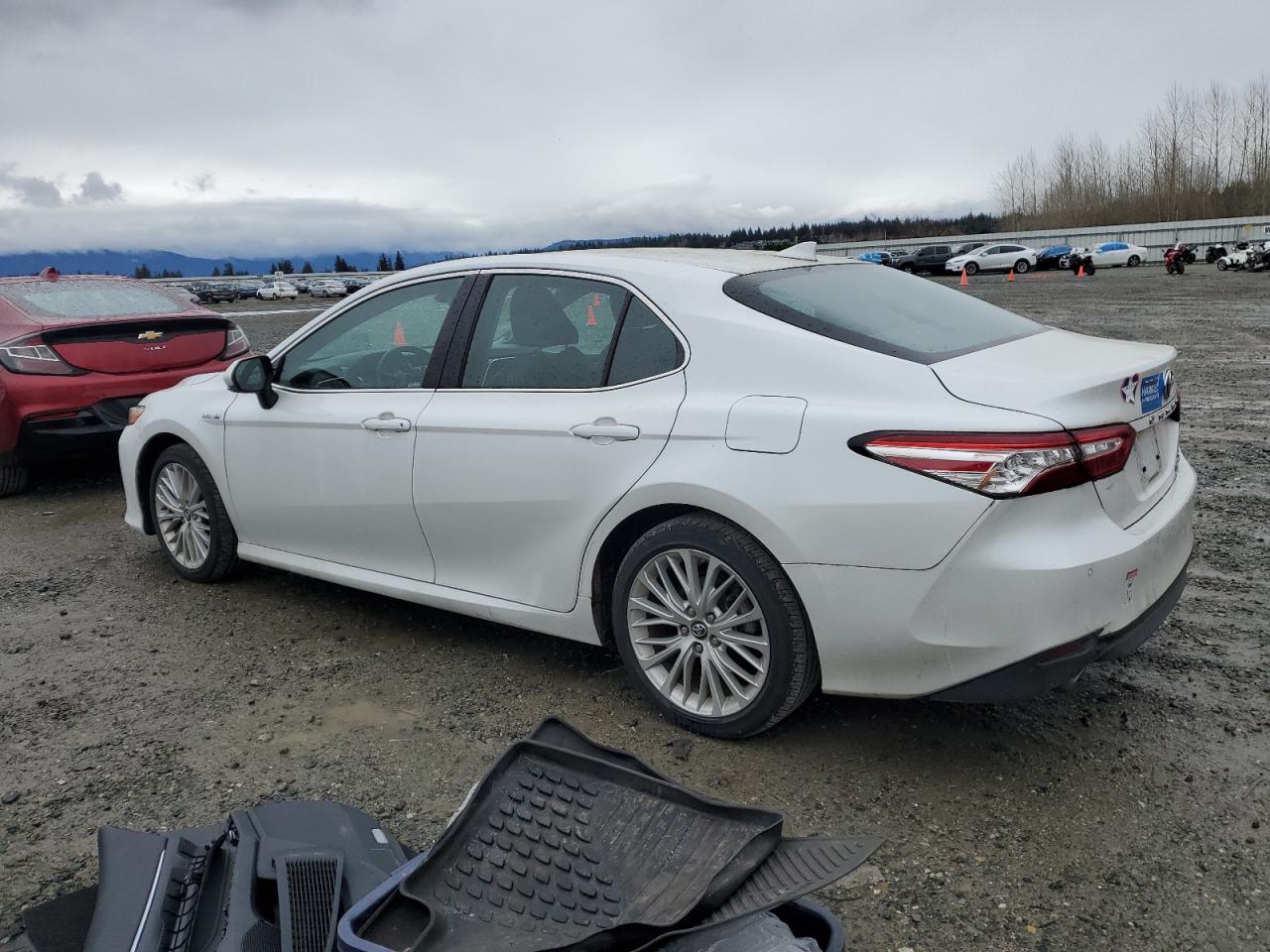 2018 Toyota Camry - Image 2