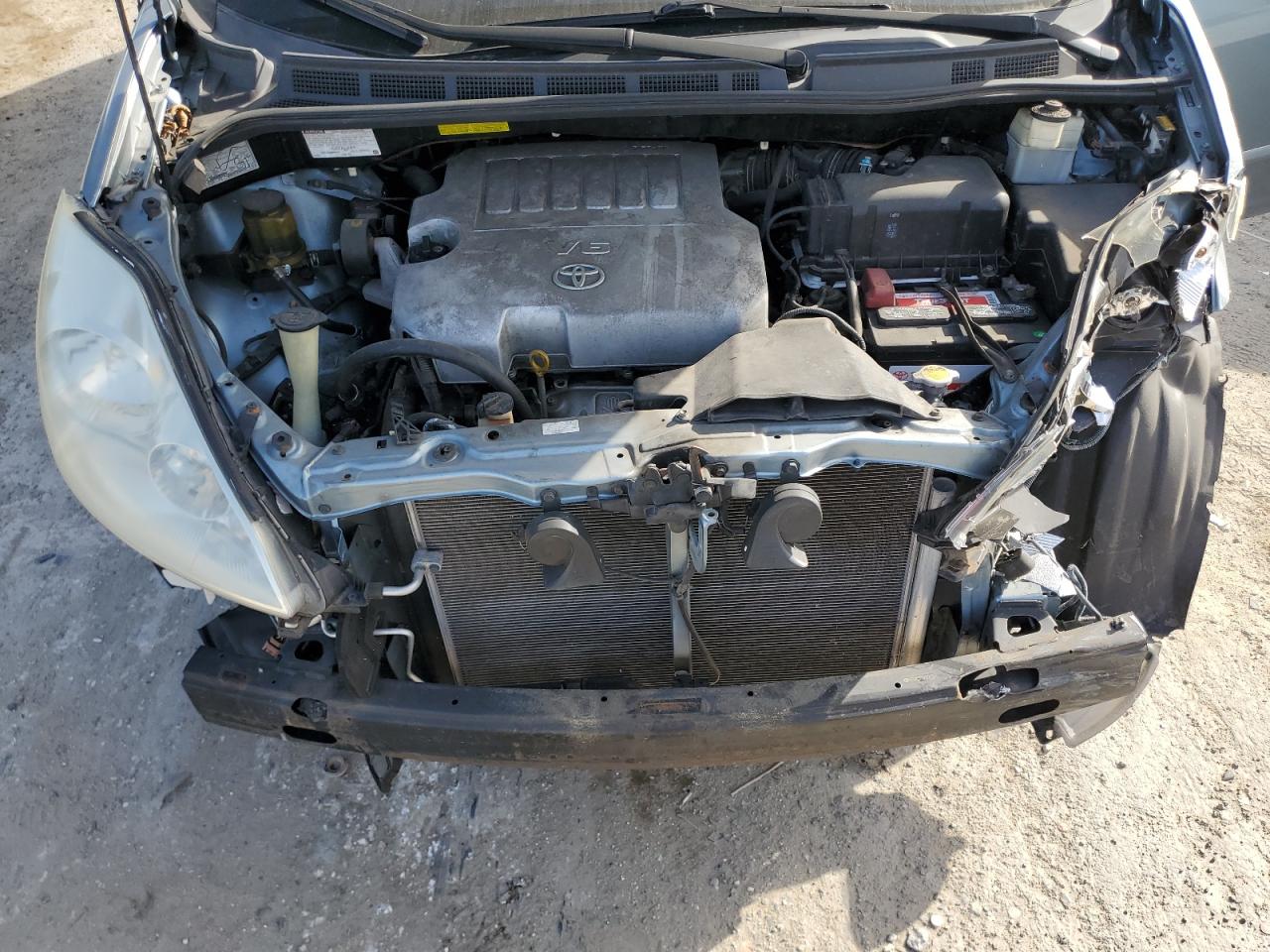 2007 Toyota Sienna - Image 12
