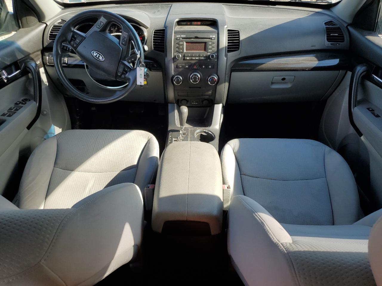 2011 Kia Sorento - Image 8