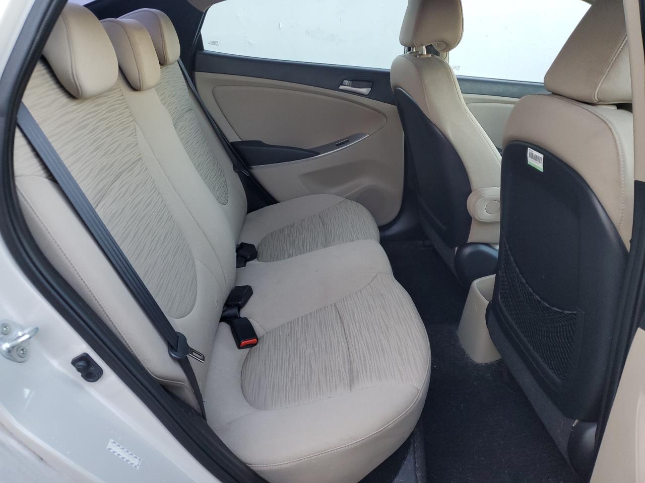 2015 Hyundai Accent - Image 10