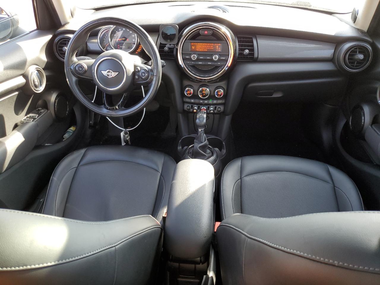 2016 MINI Cooper - Image 8