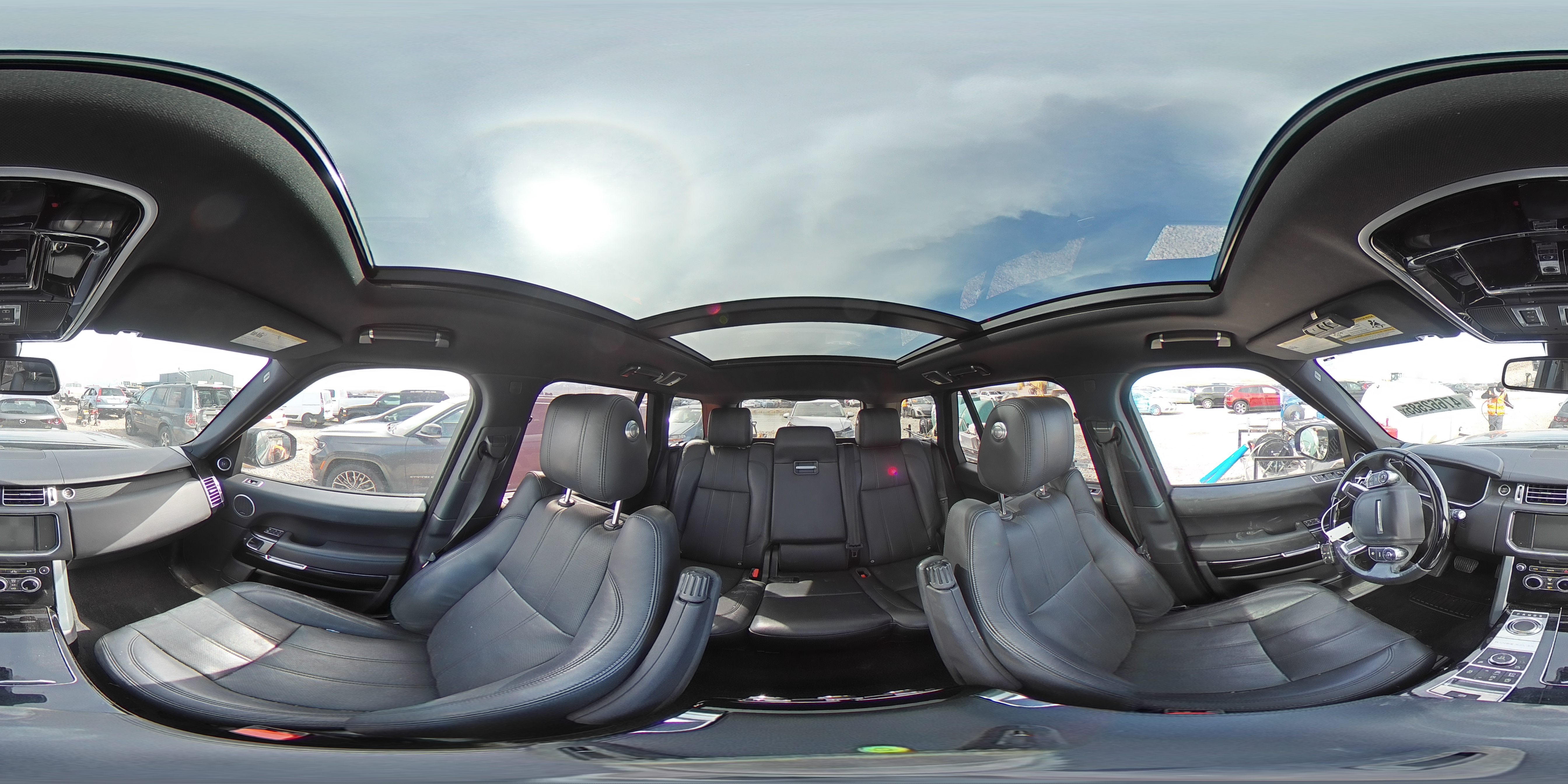 2015 Land Rover Range Rover - Image 14