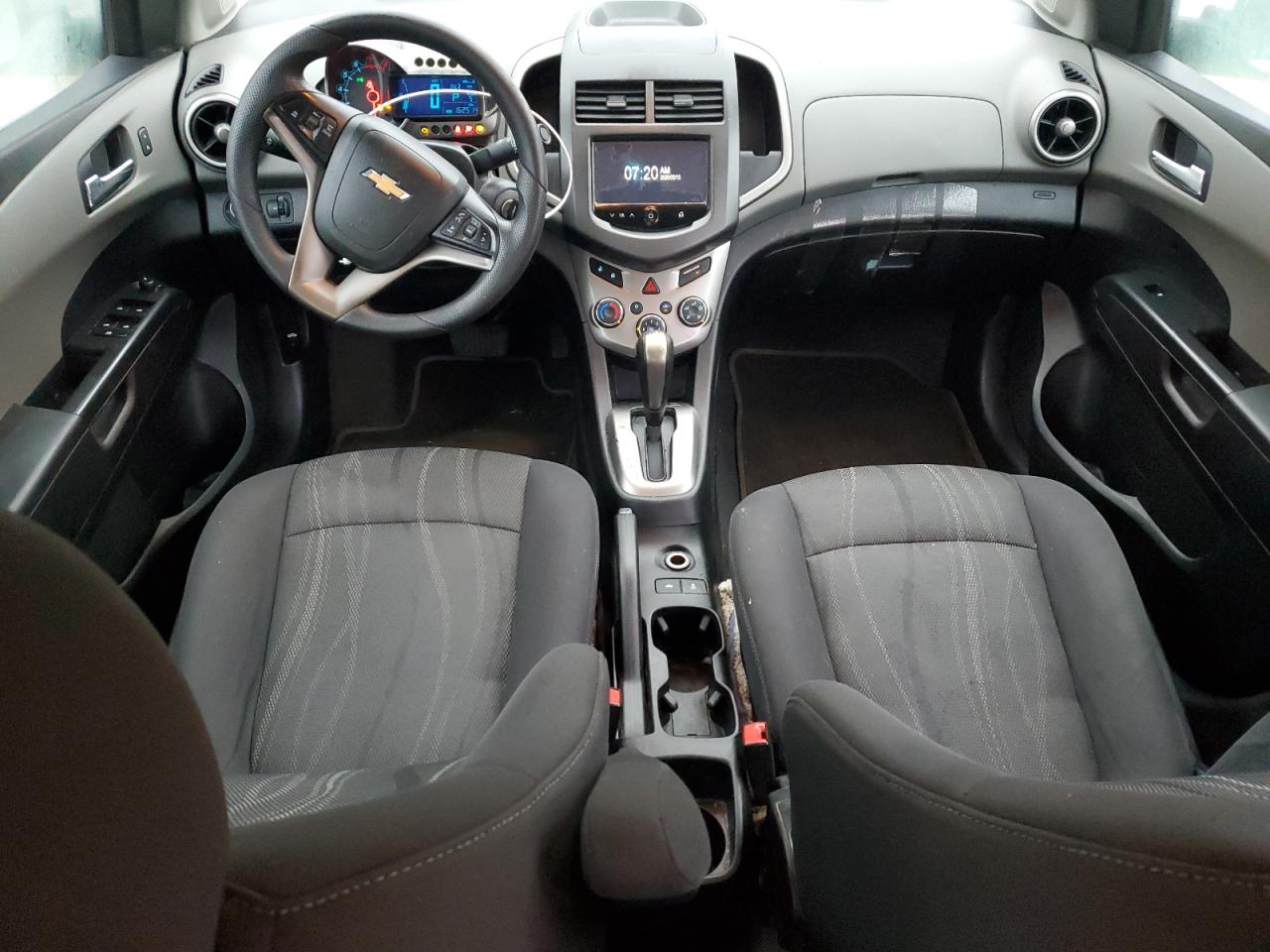 2015 Chevrolet Sonic - Image 8