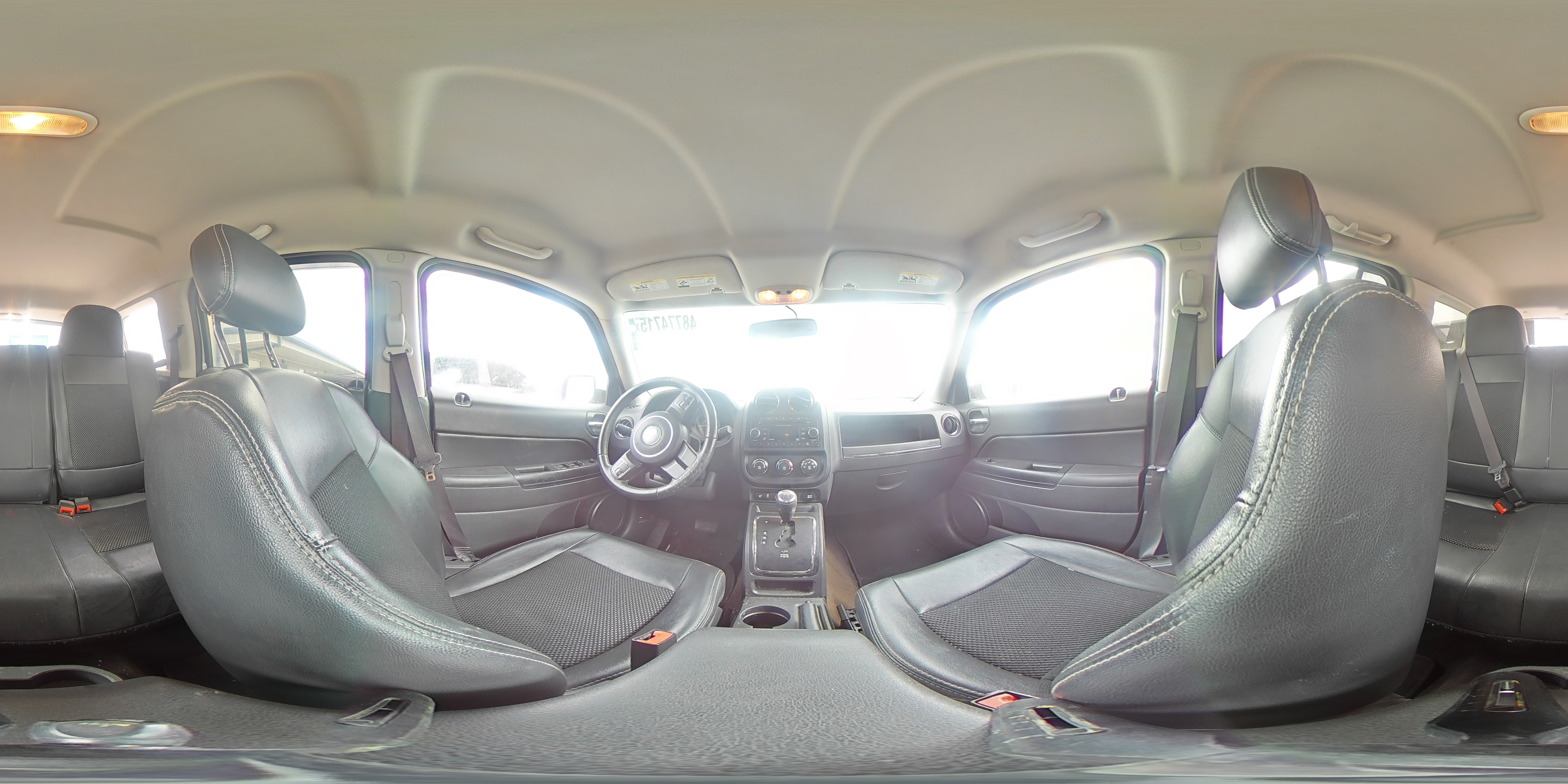 2016 Jeep Liberty (Patriot) - Image 13