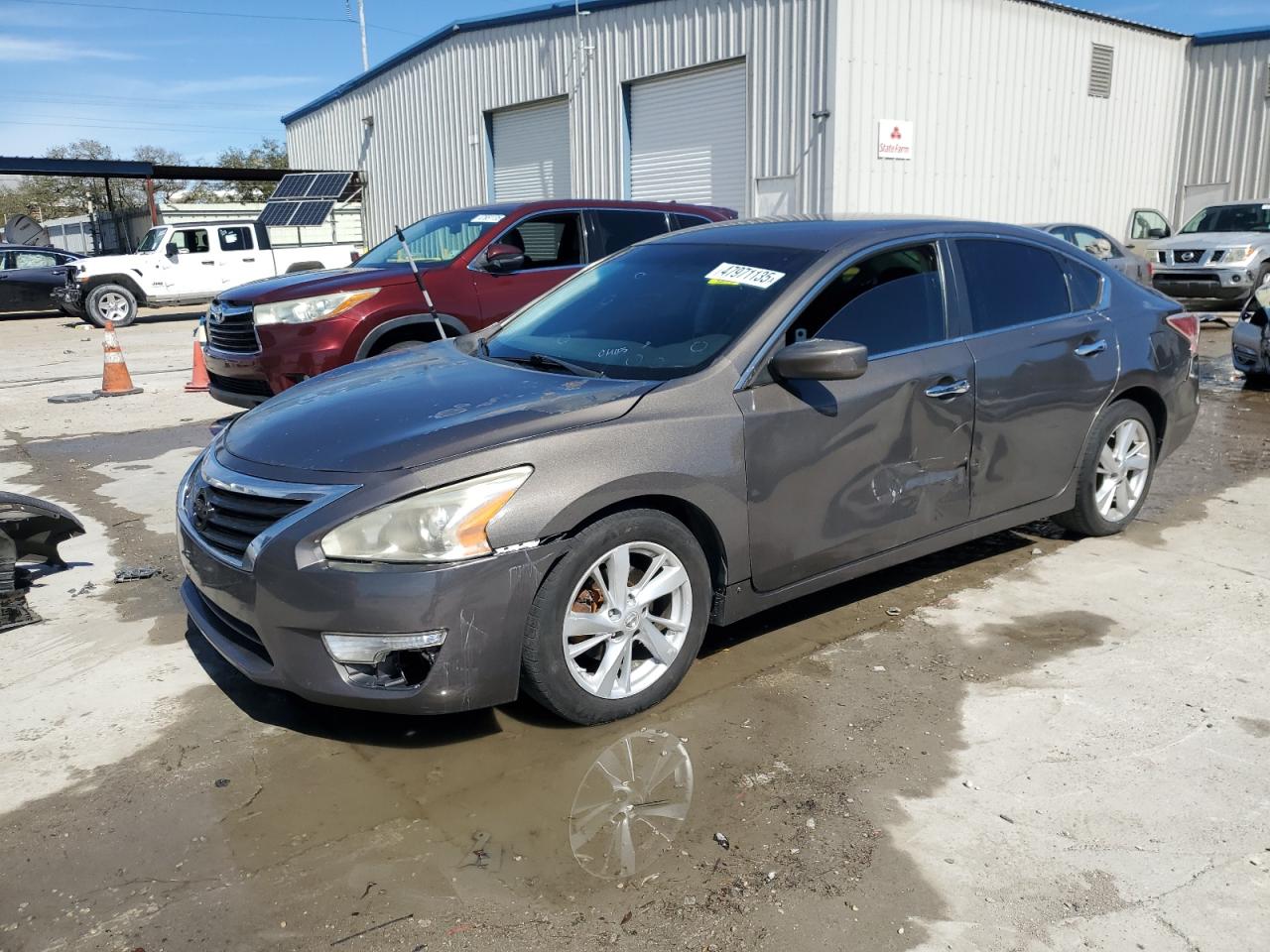2014 Nissan Altima - Image 1
