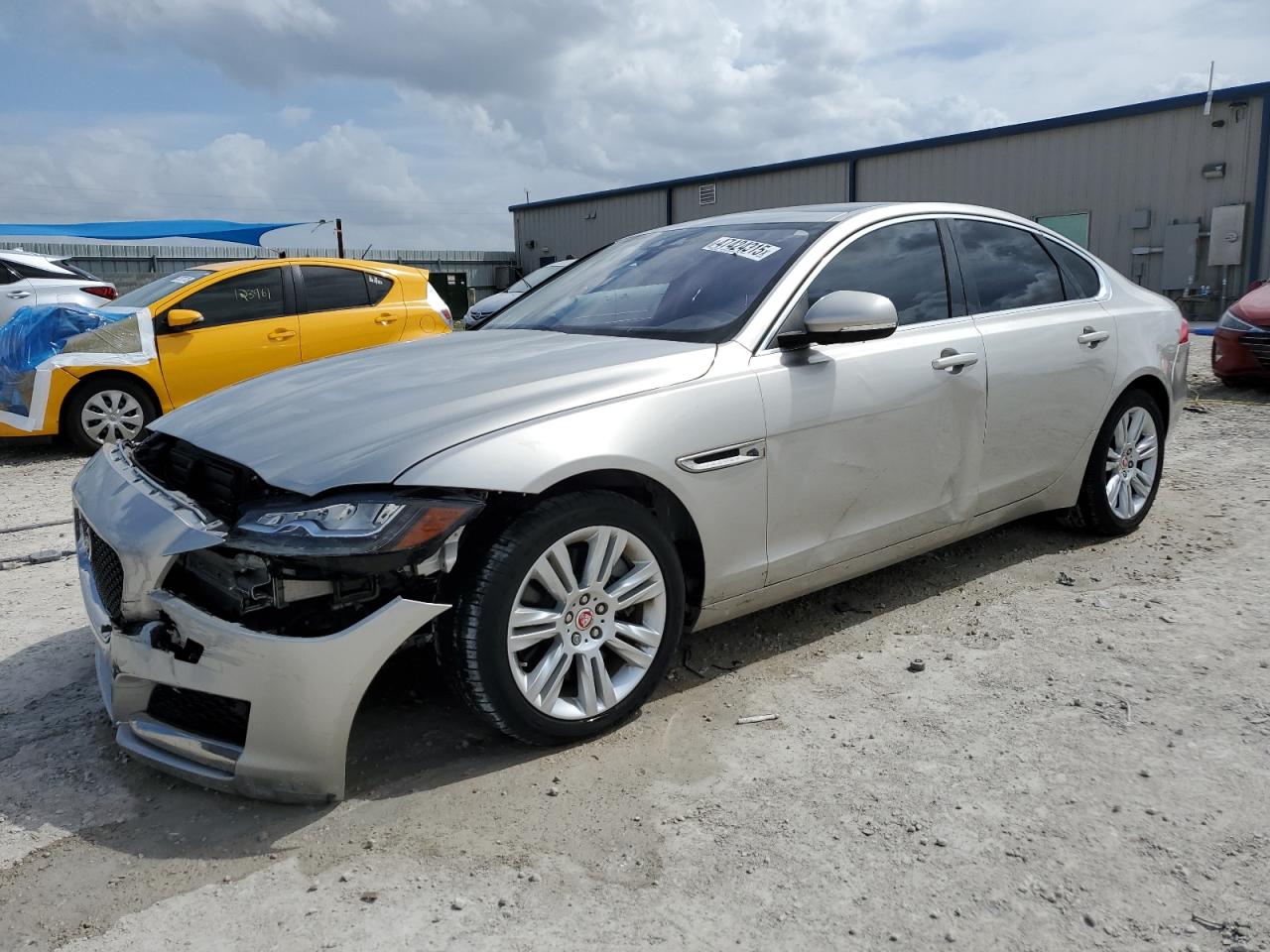 2017 Jaguar XF - Image 1