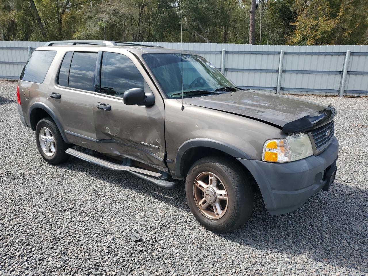 2004 Ford Explorer - Image 4