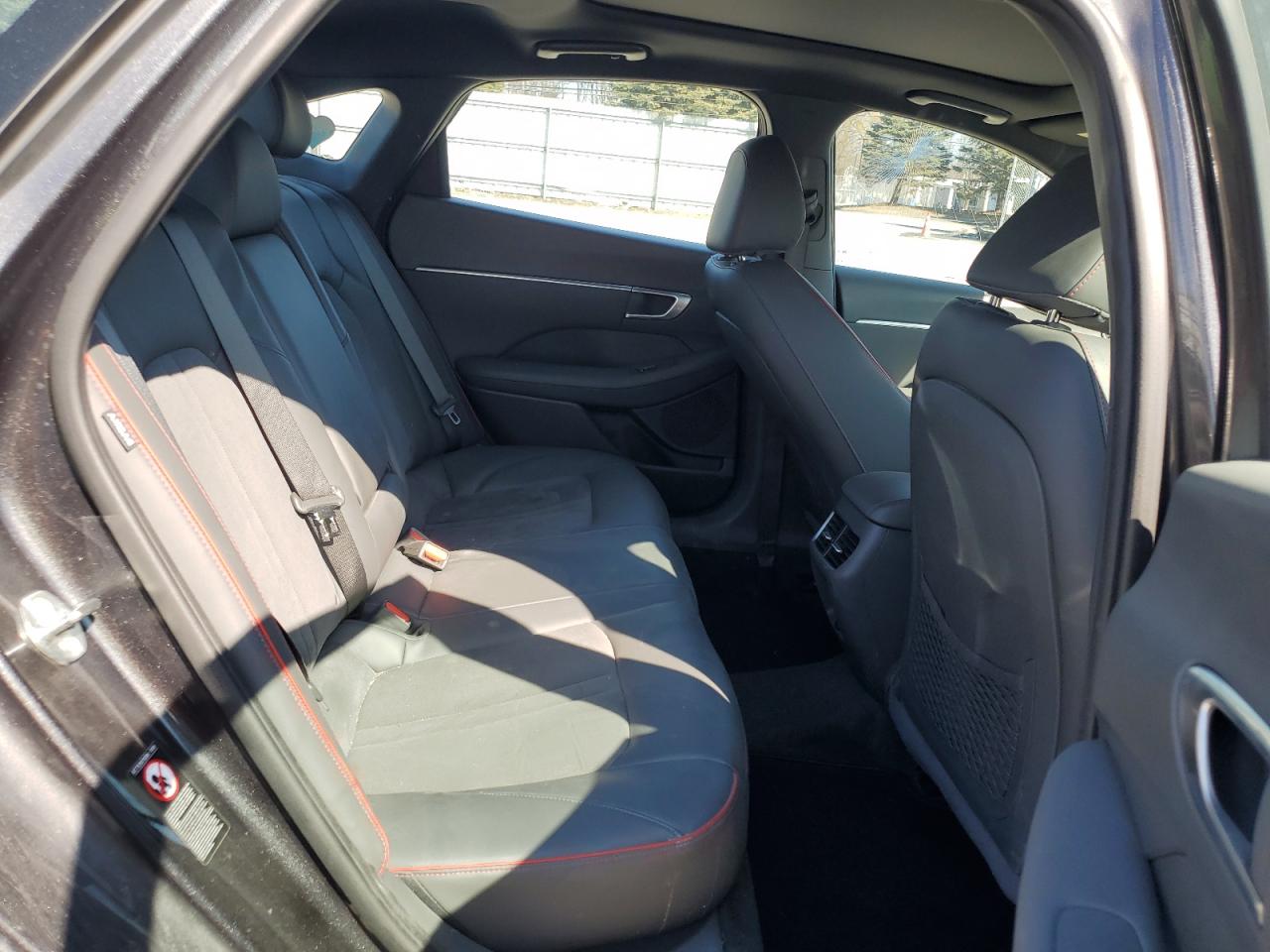2022 Hyundai Sonata - Image 10