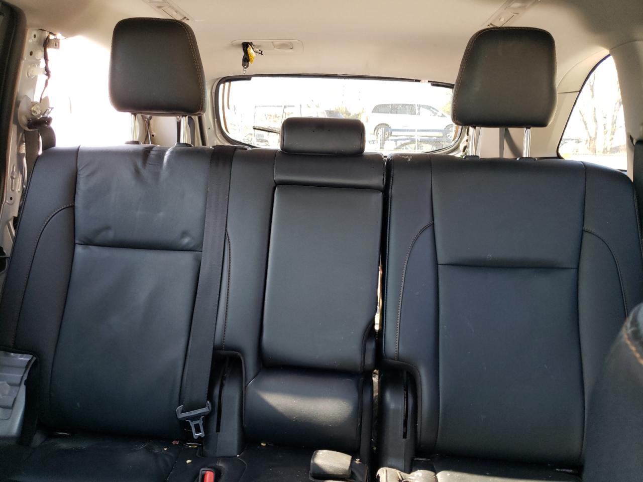 2019 Toyota Highlander - Image 10