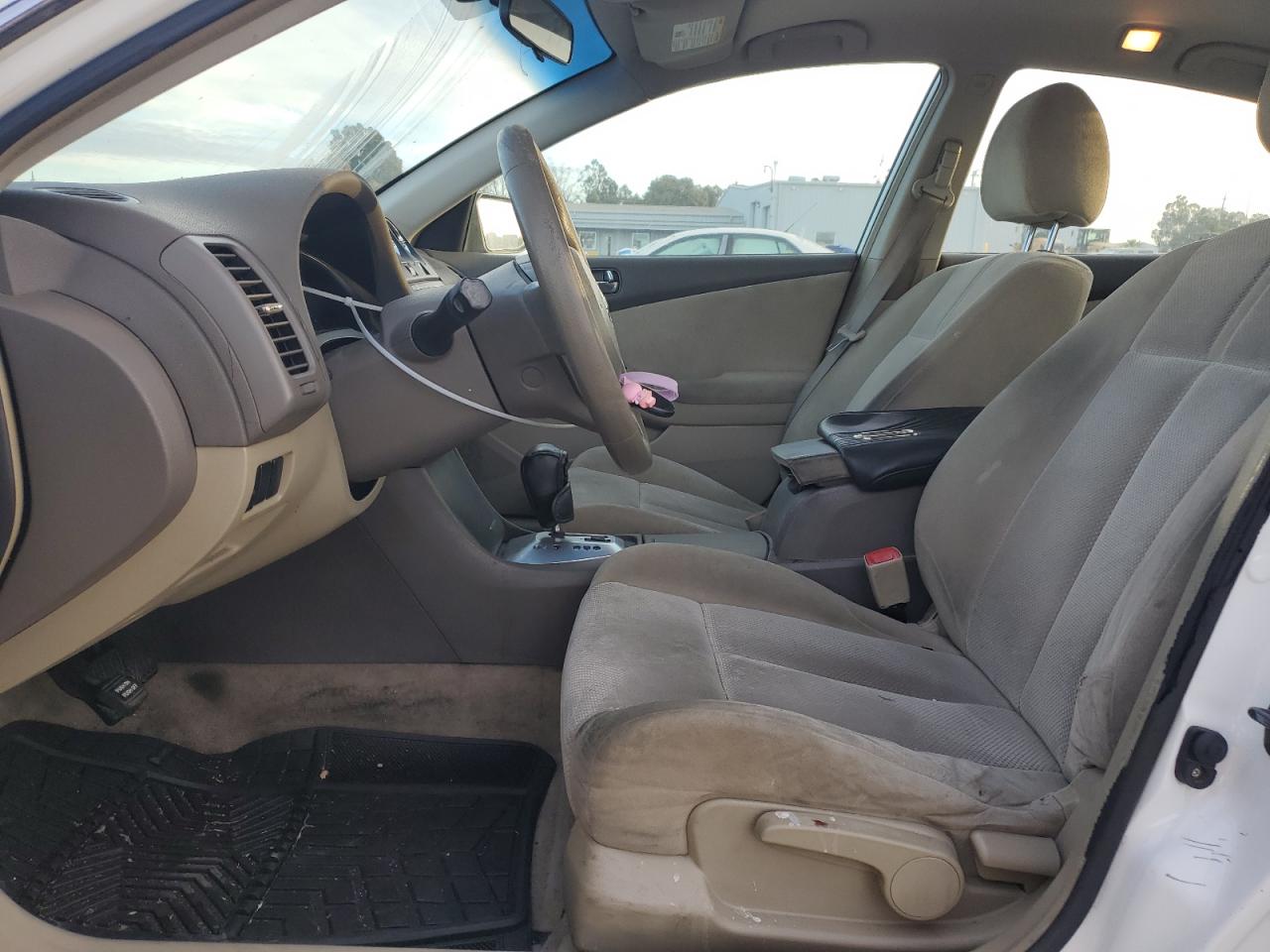 2008 Nissan Altima - Image 7