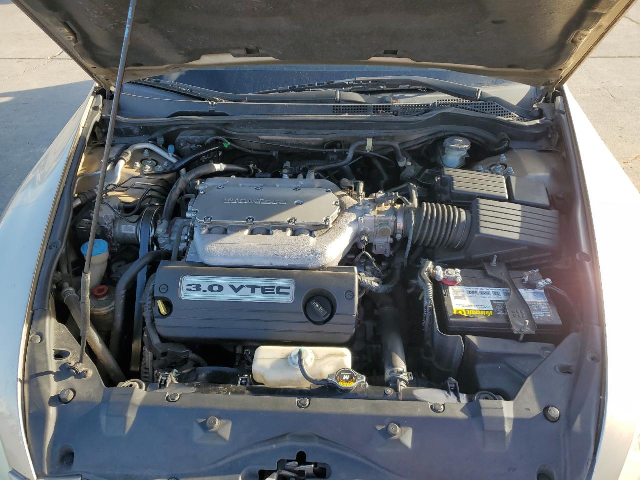2003 Honda Accord - Image 13