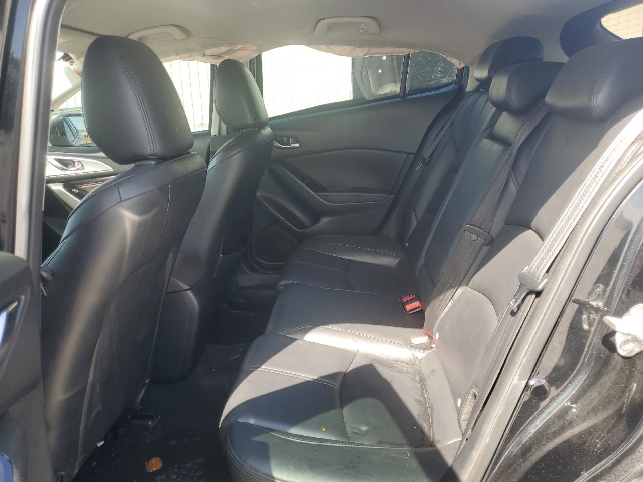 2018 Mazda 3 - Image 12