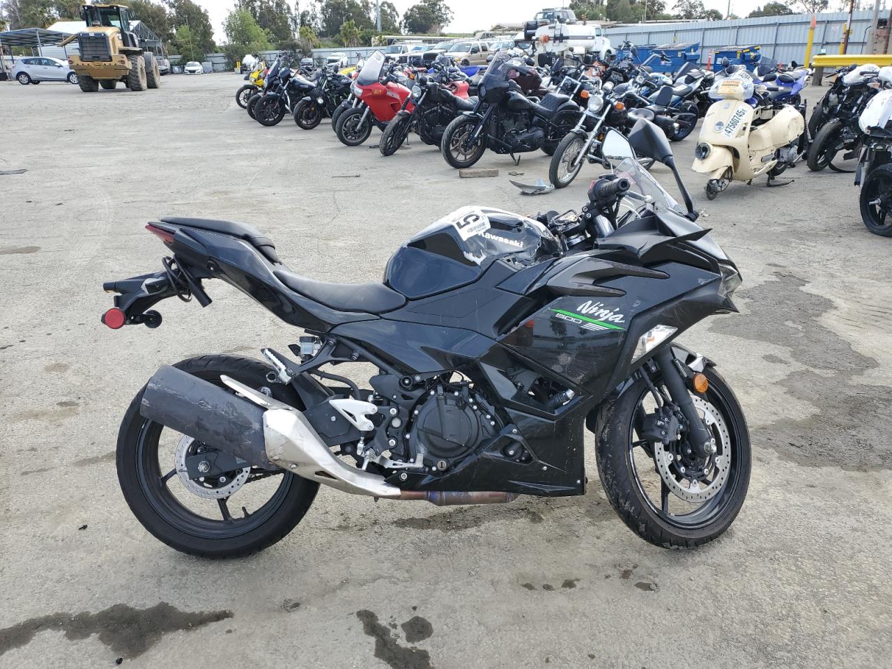 2024 Kawasaki Ex500 продається в Martinez, CA - All Over