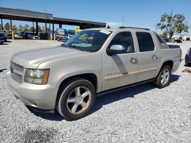 2008 Chevrolet Avalanche C1500 na sprzedaż w Riverview, FL - Side