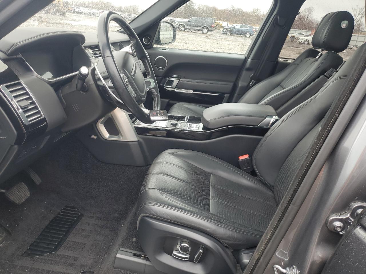 2016 Land Rover Range Rover - Image 7