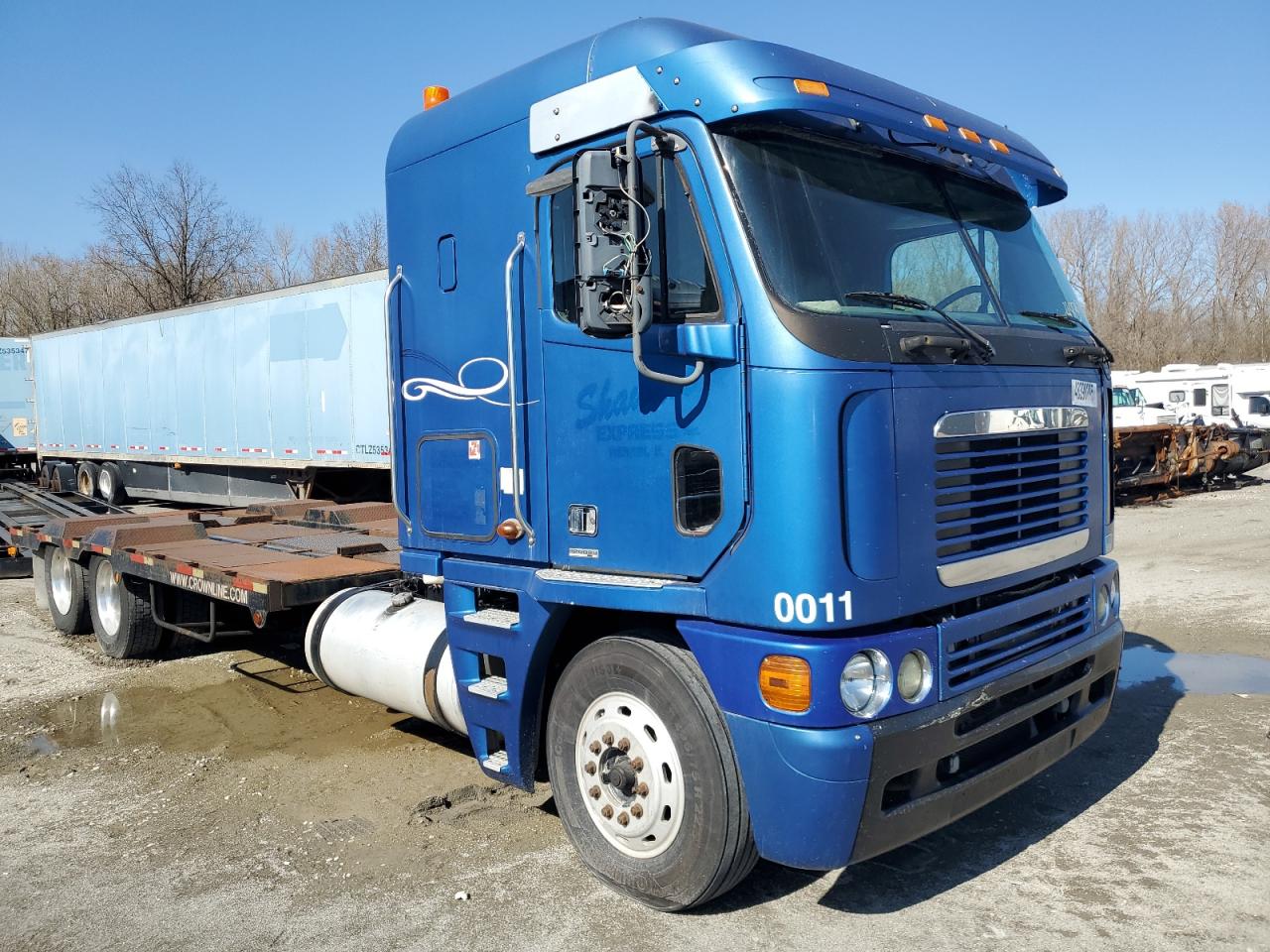 2006 Freightliner Argosy Flat Bed Truck for Sale in Cahokia Heights, IL - Normal Wear