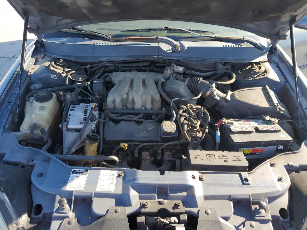 2000 Ford Taurus - Image 11