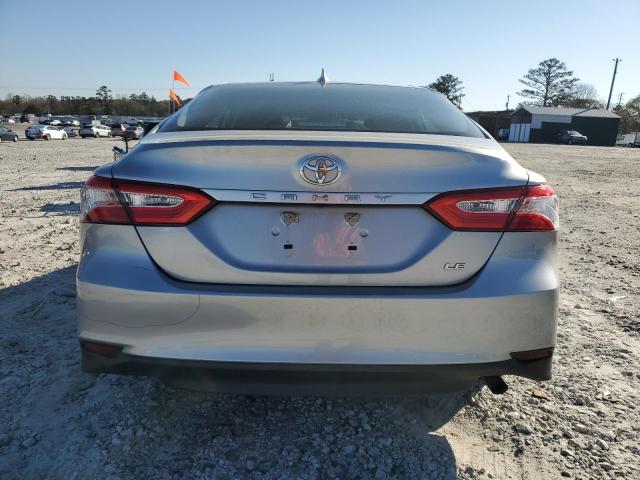  TOYOTA CAMRY 2019 Srebrny