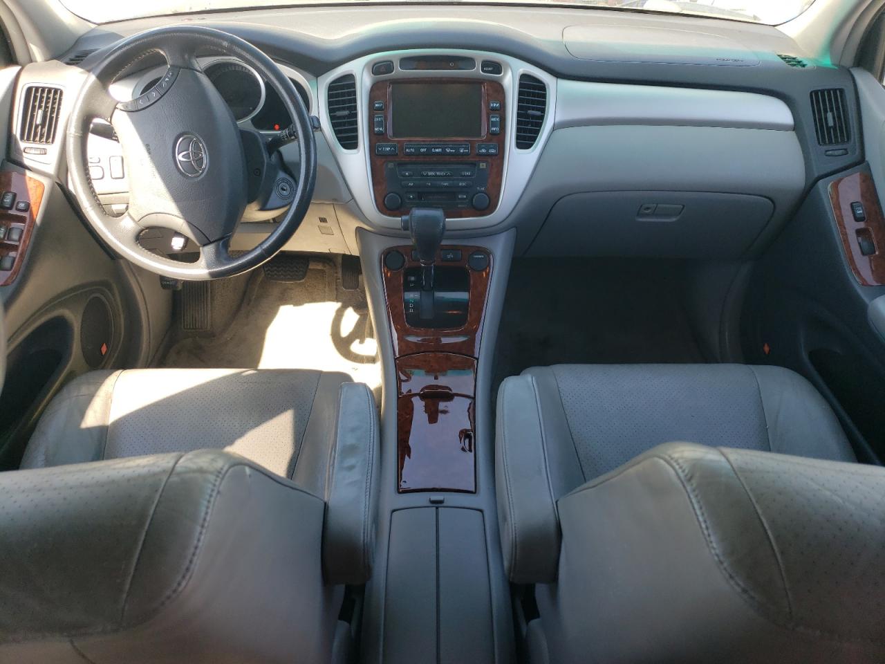 2006 Toyota Highlander - Image 8