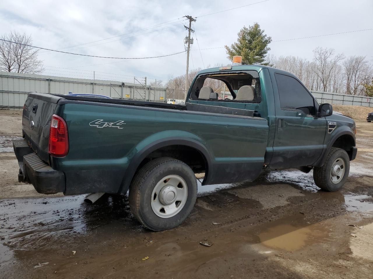 2009 Ford F250 - Image 3